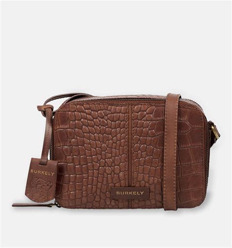 bruine crossbody tas